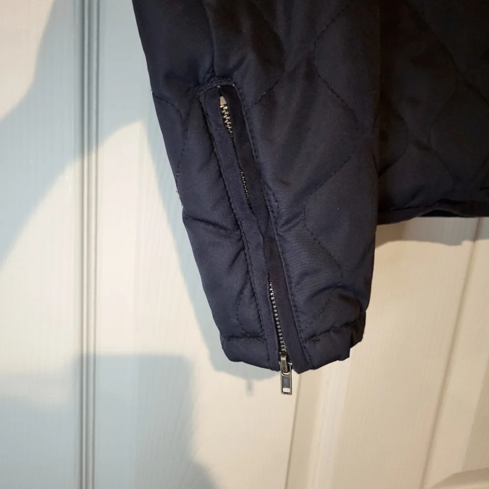 LOGG - Picture 3 of 8